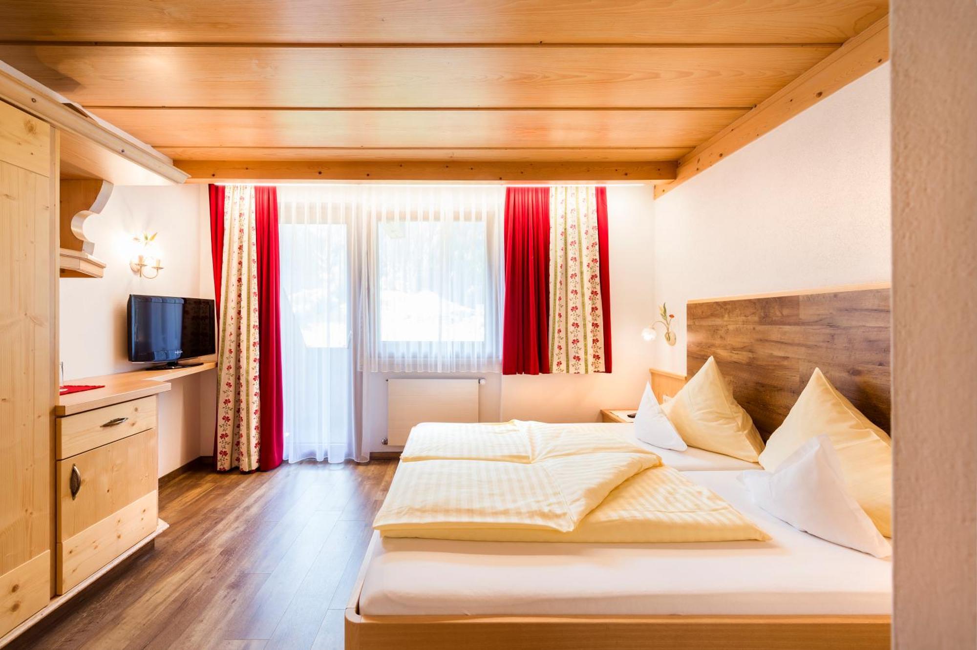 Hotel Angelika Neustift im Stubaital Luaran gambar
