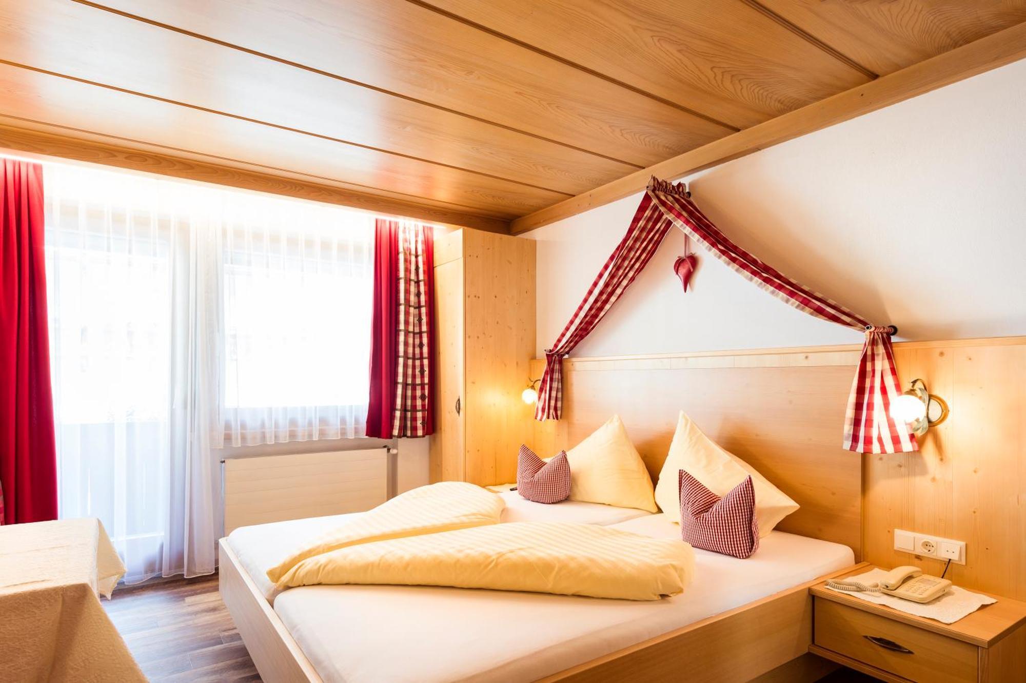 Hotel Angelika Neustift im Stubaital Luaran gambar